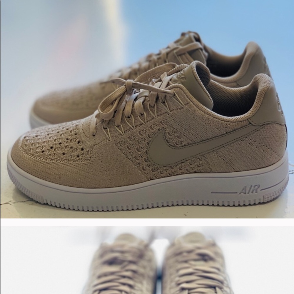 Nike Sneaker